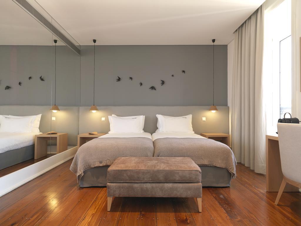 Feels Like Home Chiado Prime Suites Lisboa Стая снимка