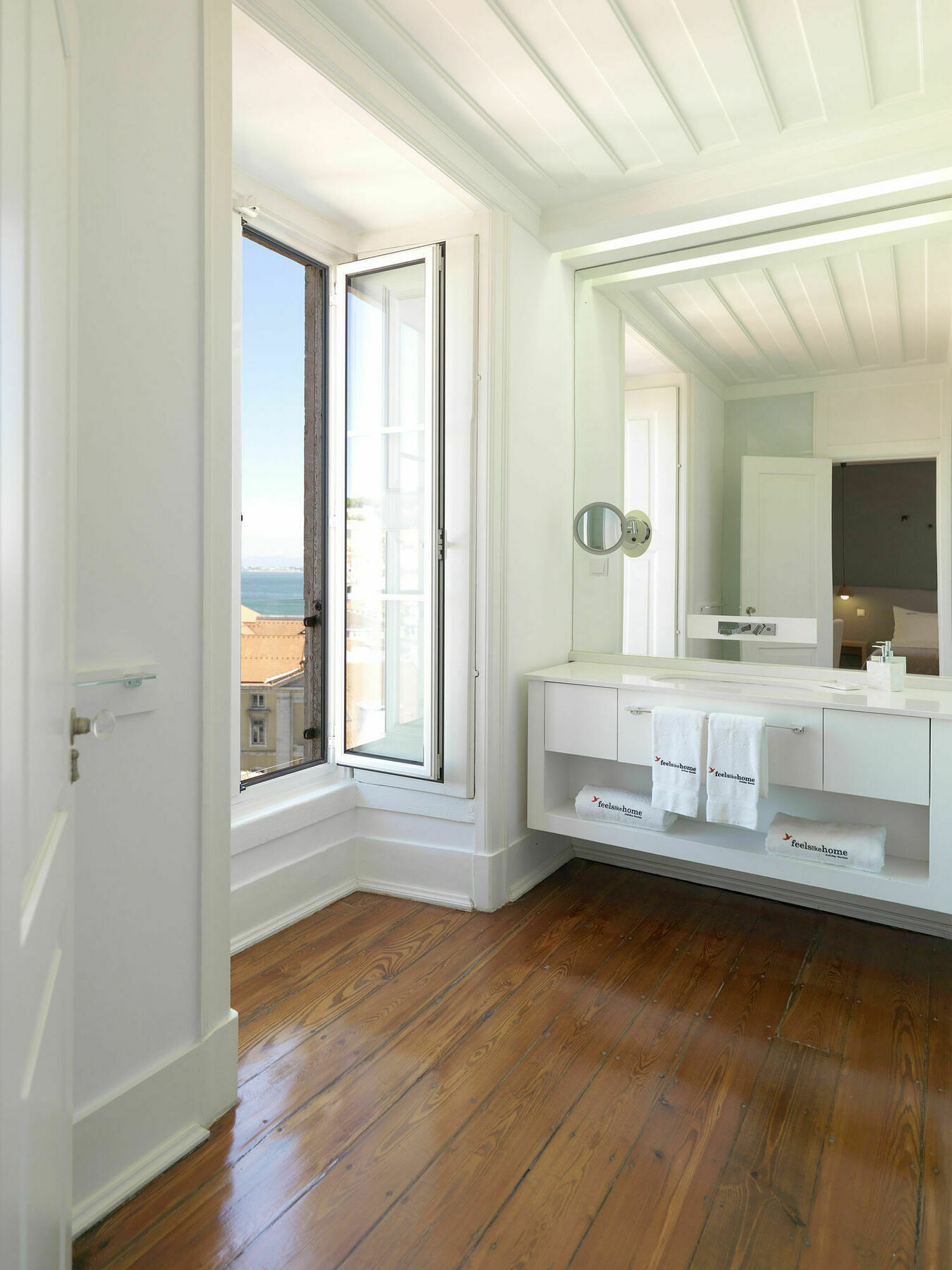 Feels Like Home Chiado Prime Suites Lisboa Екстериор снимка